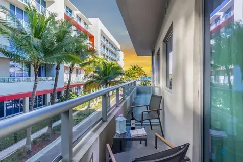 777 N Ocean Drive Hollywood FL 33019