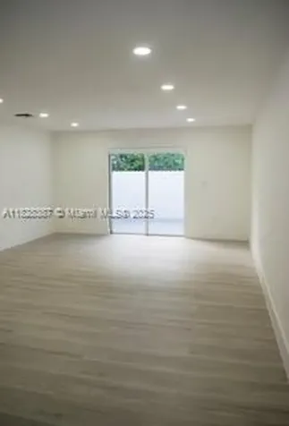 976 N 18th Court Hollywood FL 33020