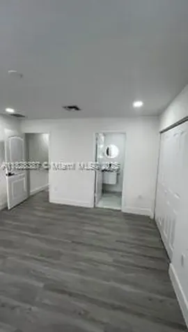976 N 18th Court Hollywood FL 33020