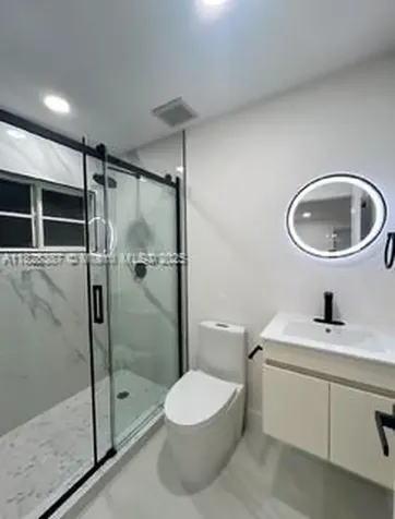 976 N 18th Court Hollywood FL 33020