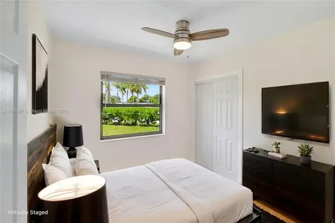 6141 NW 6th Street Miami FL 33126