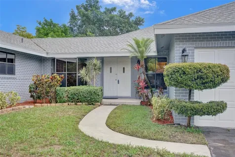 4459 NW 113th Lane Coral Springs FL 33065