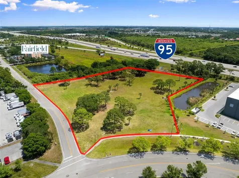 Crossroads Parkway Fort Pierce FL 34945