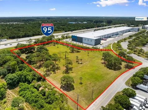 Crossroads Parkway Fort Pierce FL 34945