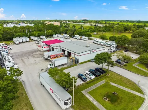 Crossroads Parkway Fort Pierce FL 34945