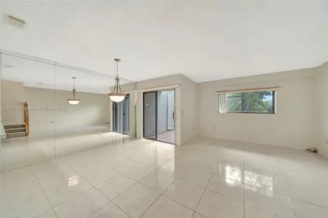 1615 N 14th Terrace Hollywood FL 33020