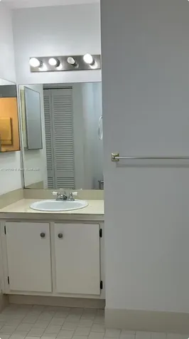 1615 N 14th Terrace Hollywood FL 33020