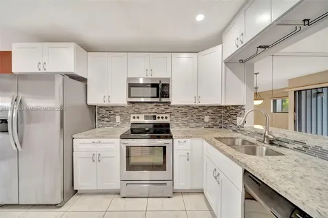 1615 N 14th Terrace Hollywood FL 33020