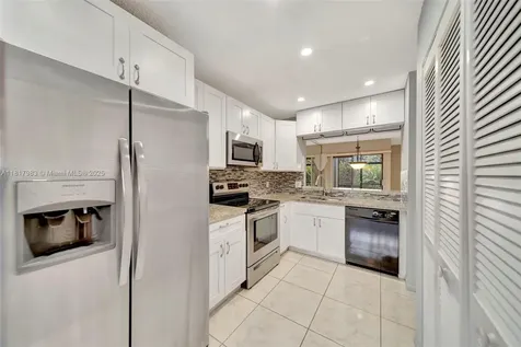 1615 N 14th Terrace Hollywood FL 33020