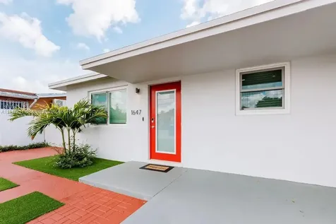 1647 NW 29th Avenue Miami FL 33125
