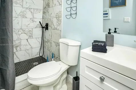 1647 NW 29th Avenue Miami FL 33125