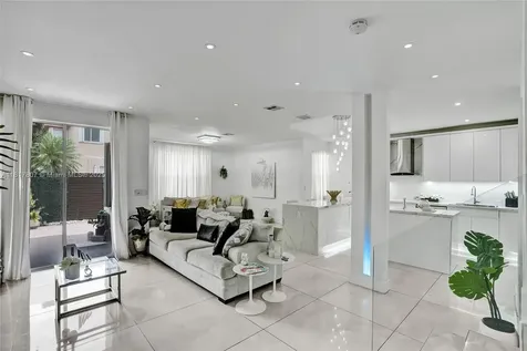 11222 NW 73rd Terrace Doral FL 33178