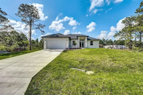 2807 40 Street W Lehigh Acres FL 33971