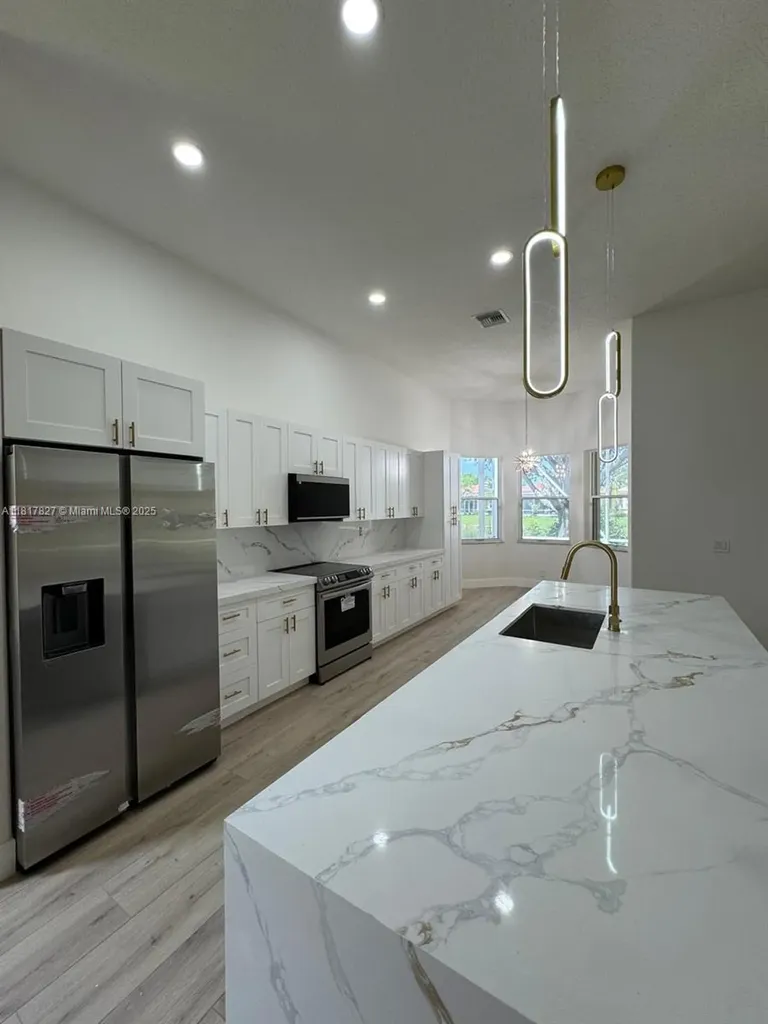 7020 Demedici Circle Delray Beach FL 33446