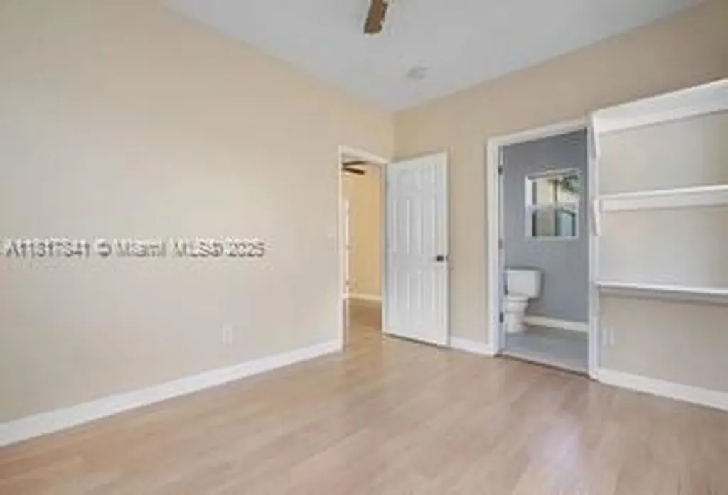 1416 N 2nd Avenue N Lake Worth FL 33460