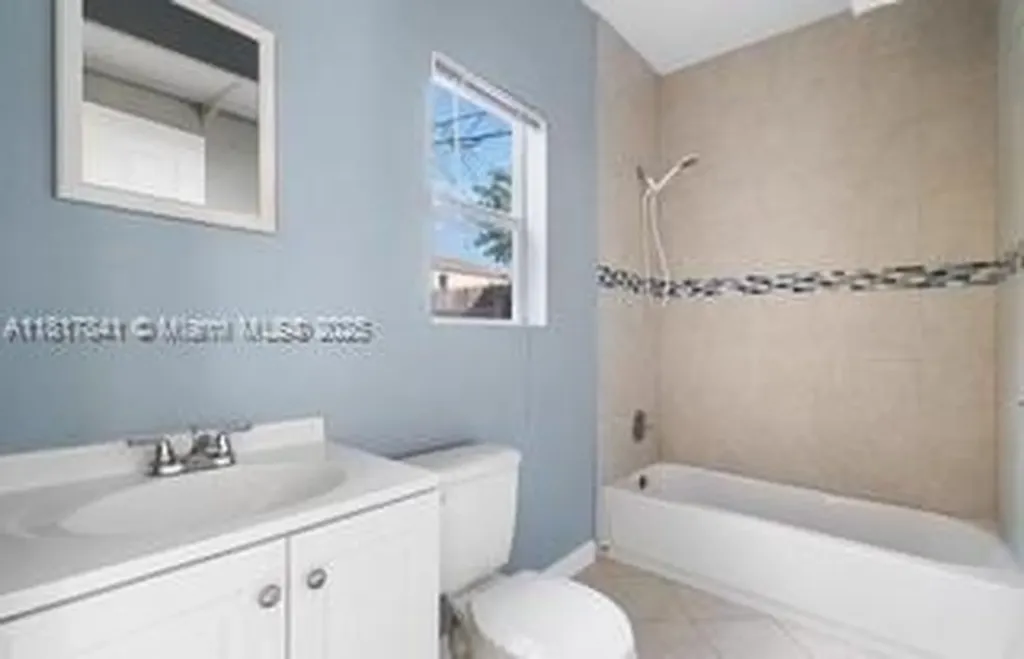 1416 N 2nd Avenue N Lake Worth FL 33460