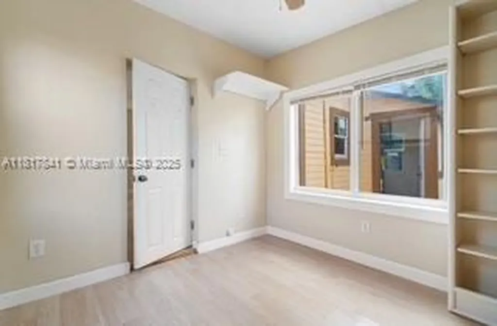 1416 N 2nd Avenue N Lake Worth FL 33460