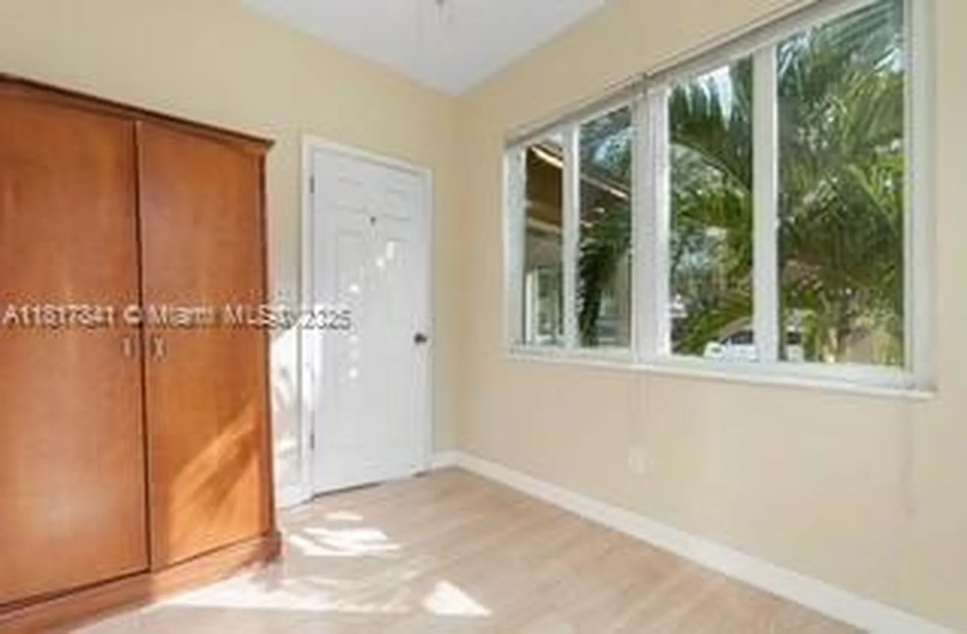 1416 N 2nd Avenue N Lake Worth FL 33460