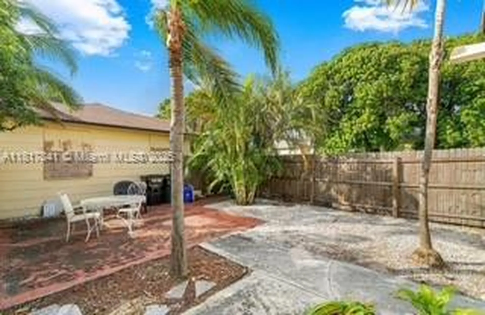 1416 N 2nd Avenue N Lake Worth FL 33460
