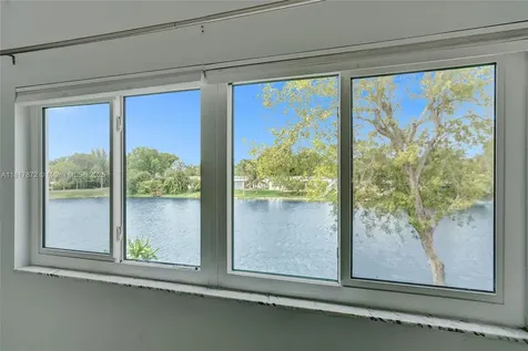 1449 NW 122nd Terrace Pembroke Pines FL 33026