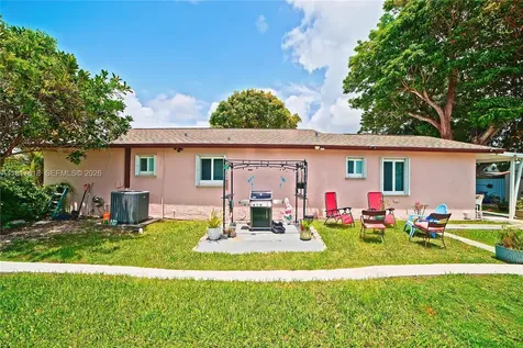 10471 SW 174th Terrace Miami FL 33157