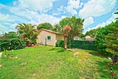 10471 SW 174th Terrace Miami FL 33157