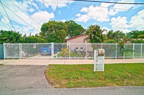 10471 SW 174th Terrace Miami FL 33157