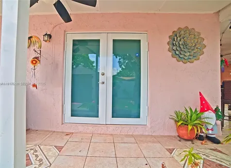 10471 SW 174th Terrace Miami FL 33157