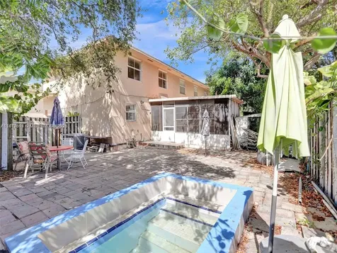 451 NE 136th Street North Miami FL 33161
