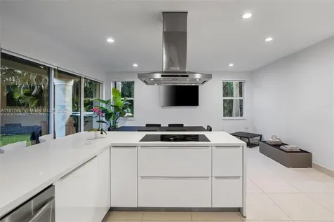 4425 NW 93rd Doral Court Doral FL 33178