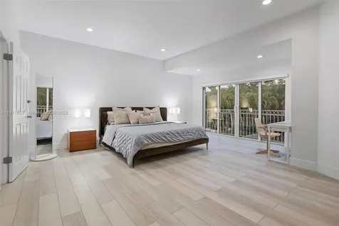 4425 NW 93rd Doral Court Doral FL 33178