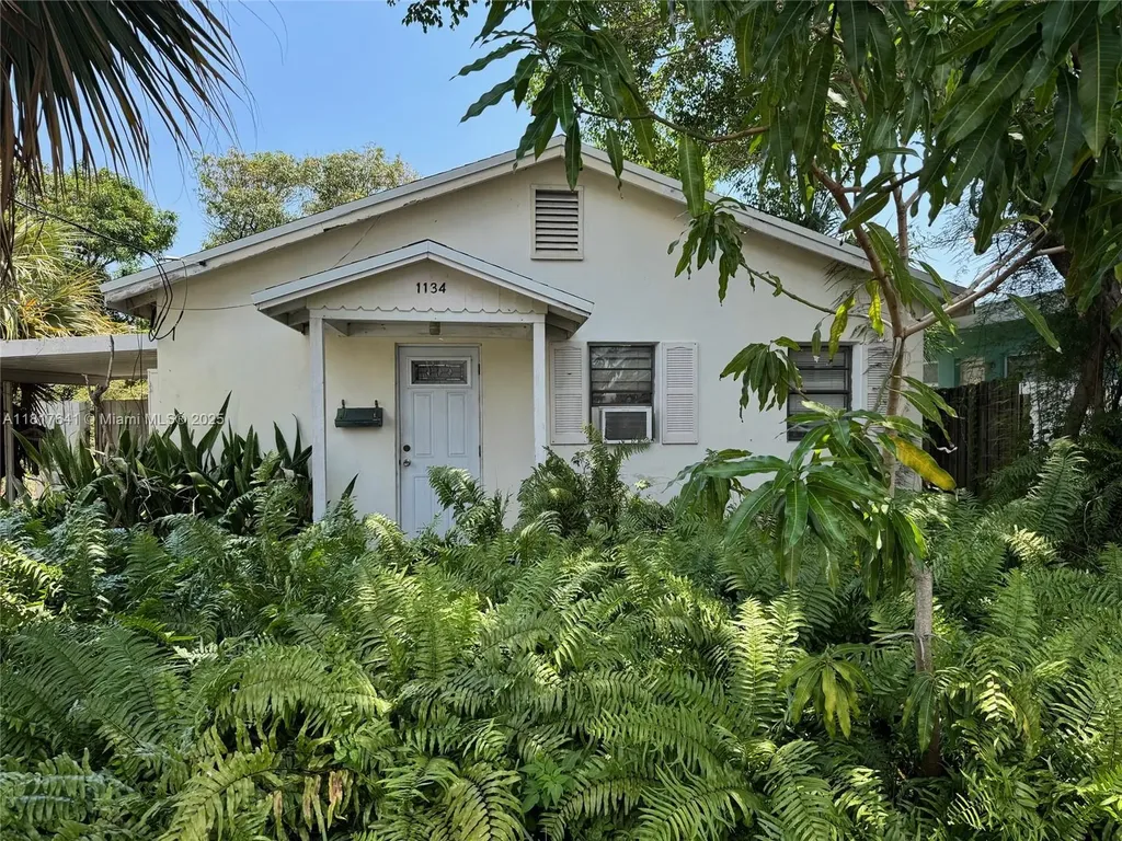 1134 NE 5th Terrace Fort Lauderdale FL 33304