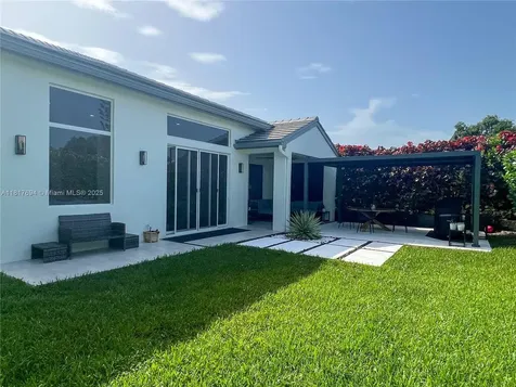 7714 NW 70th Way Parkland FL 33067