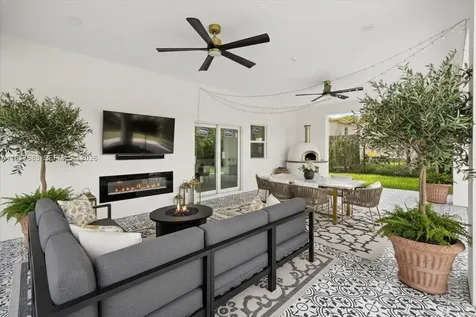 930 34th Street West Palm Beach FL 33407