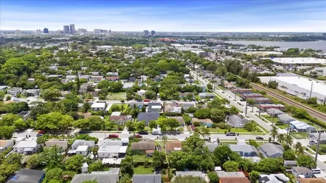 930 34th Street West Palm Beach FL 33407