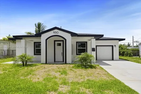 930 34th Street West Palm Beach FL 33407