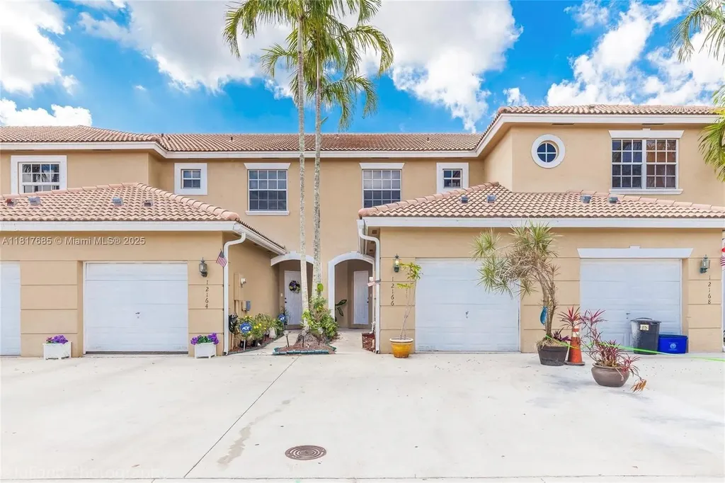 12166 SW 5th Court Pembroke Pines FL 33025