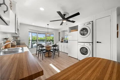 648 E Palm Drive Marco Island FL 34140