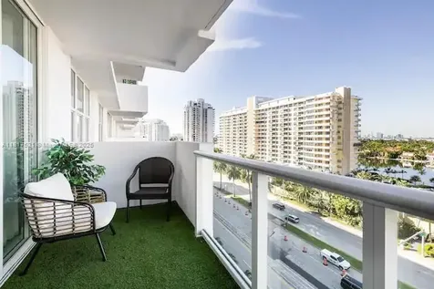 5601 Collins Avenue Miami Beach FL 33140