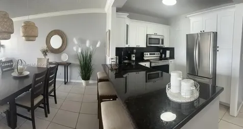 5601 Collins Avenue Miami Beach FL 33140