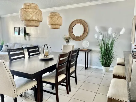 5601 Collins Avenue Miami Beach FL 33140