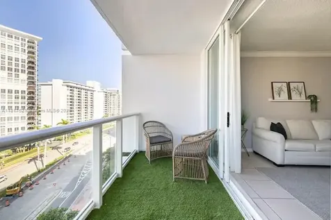 5601 Collins Avenue Miami Beach FL 33140