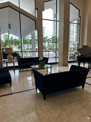 5601 Collins Avenue Miami Beach FL 33140