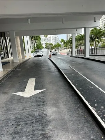 5601 Collins Avenue Miami Beach FL 33140