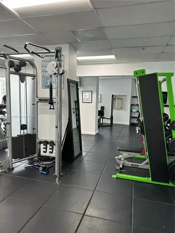 5601 Collins Avenue Miami Beach FL 33140