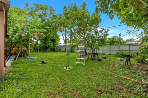 19420 Christmas Road Cutler Bay FL 33157