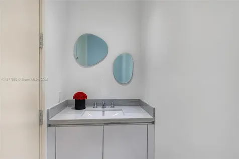 16901 Collins Avenue Sunny Isles Beach FL 33160