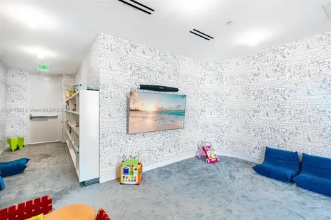16901 Collins Avenue Sunny Isles Beach FL 33160