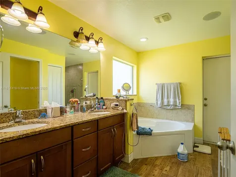 508 Arcadia Avenue NE Palm Bay FL 32907