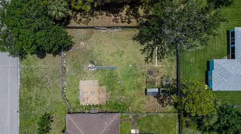 508 Arcadia Avenue NE Palm Bay FL 32907